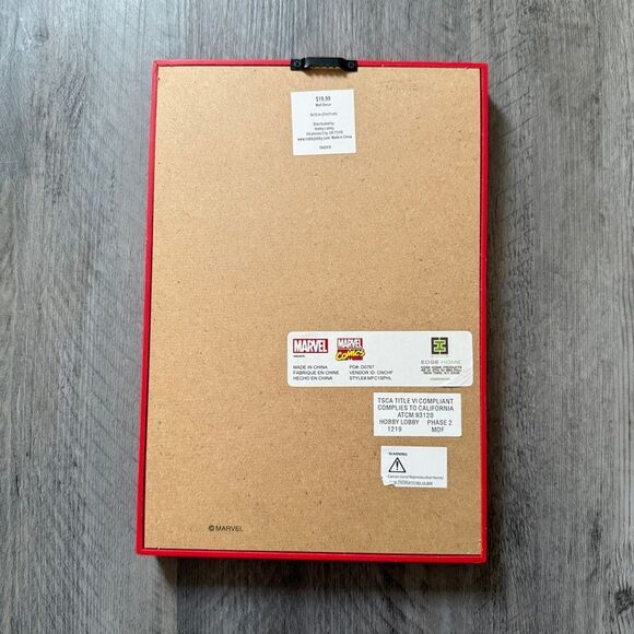 Marvel Spider-Man Home Decor Wall Hanging Art 3D Box - Picture 3 of 5